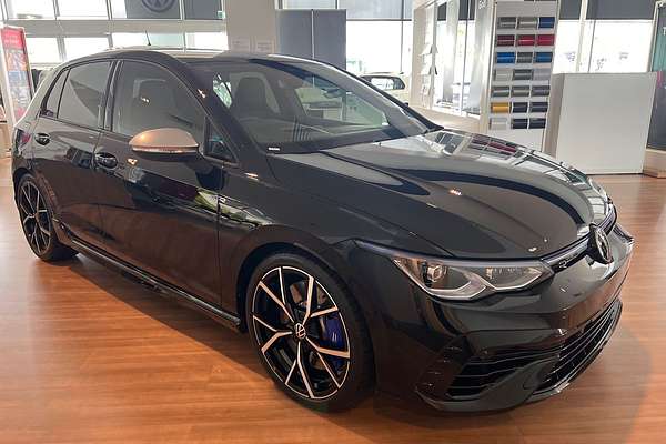 2024 Volkswagen Golf R 8