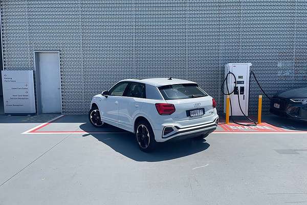 2024 Audi Q2 40 TFSI S line GA