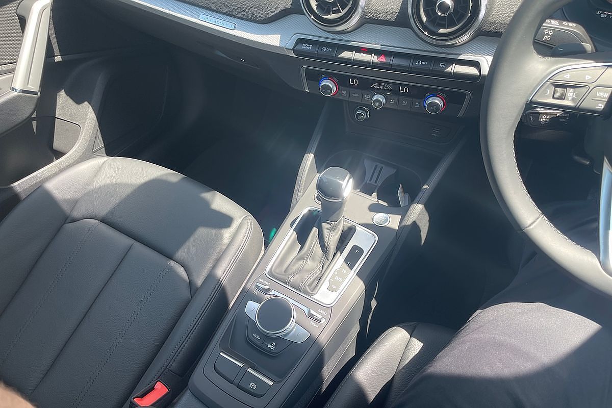 2024 Audi Q2 40 TFSI S line GA