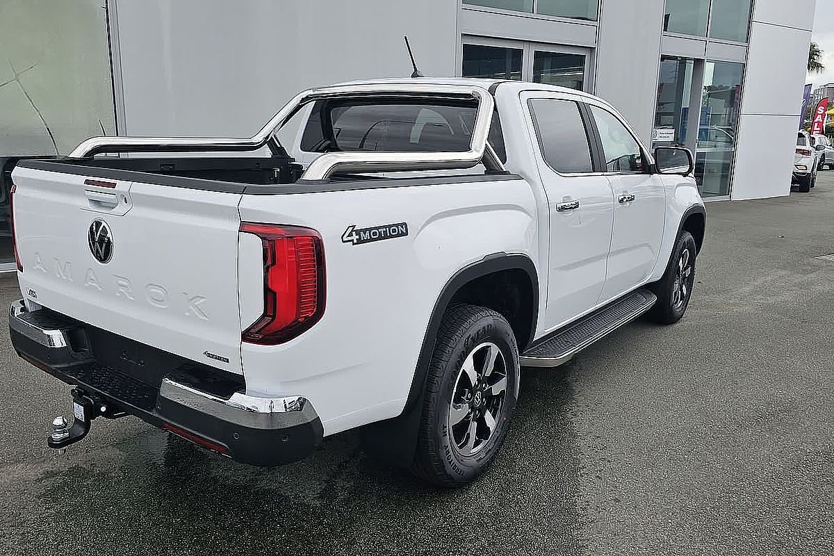 2024 Volkswagen Amarok TDI600 Style NF 4X4