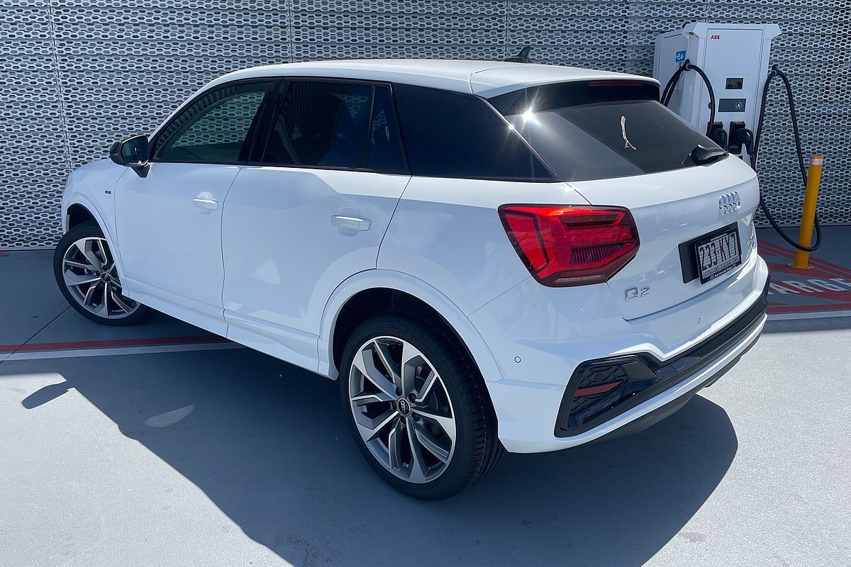 2024 Audi Q2 40 TFSI S line GA