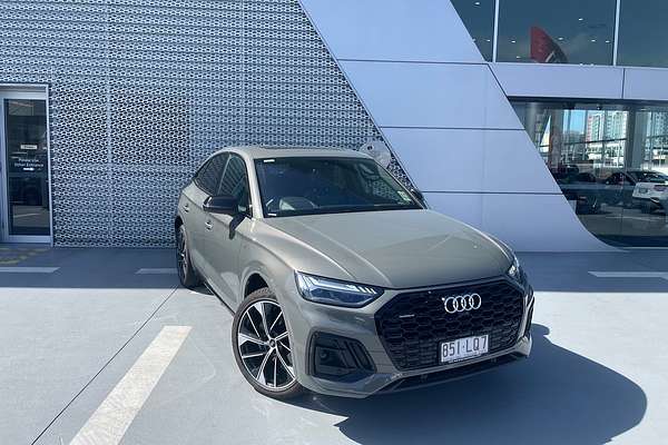 2024 Audi Q5 45 TFSI S Line FY