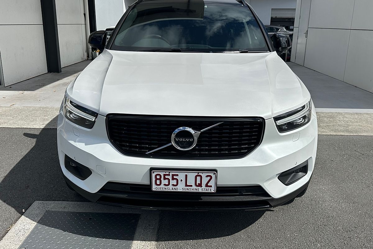 2021 Volvo XC40 T5 R-Design