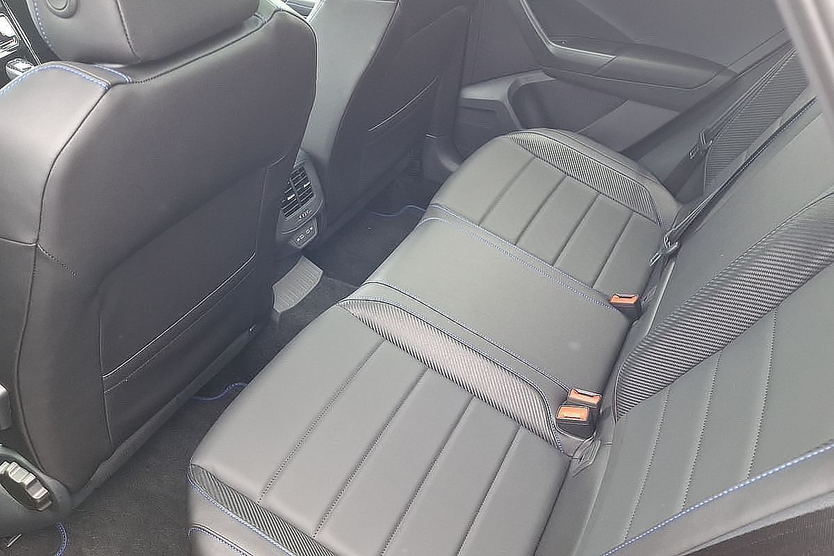 2023 Volkswagen T-Roc R D11