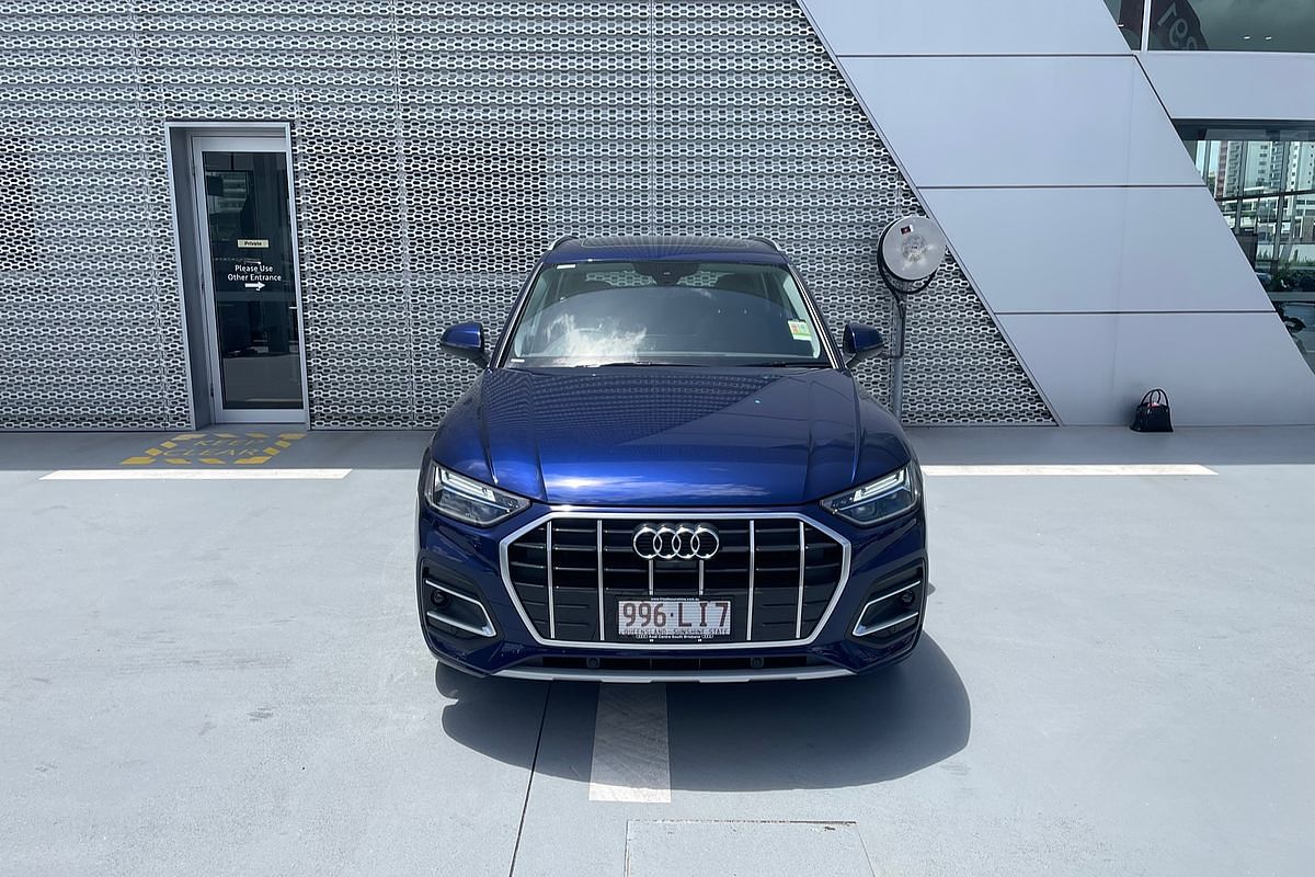 2024 Audi Q5 35 TDI FY