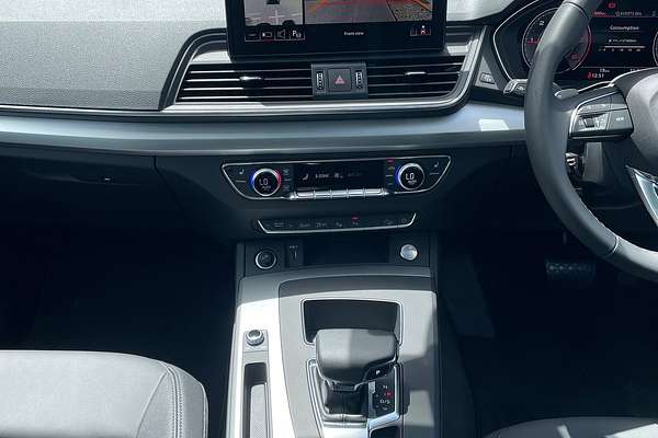 2024 Audi Q5 35 TDI FY