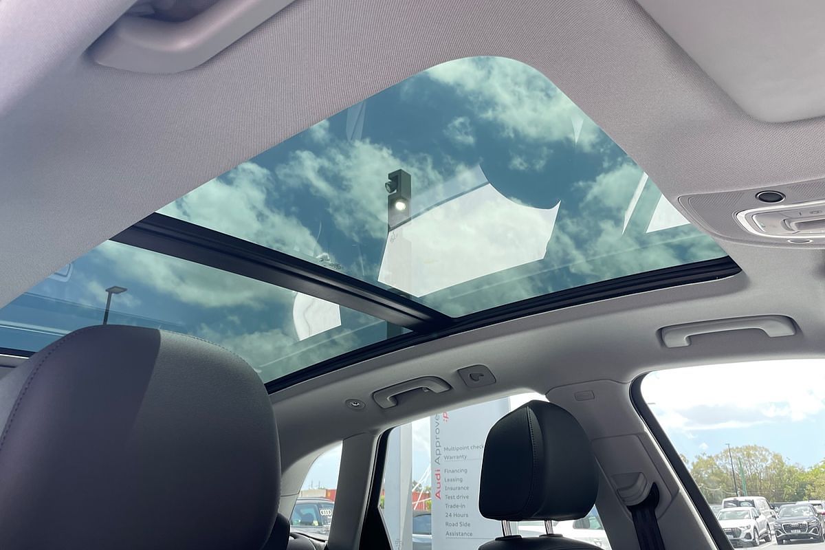 2024 Audi Q5 35 TDI FY