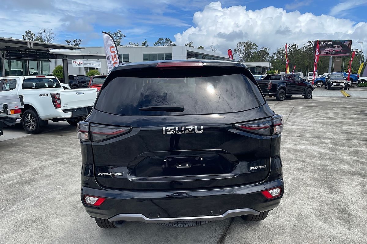 2023 Isuzu MU-X LS-T