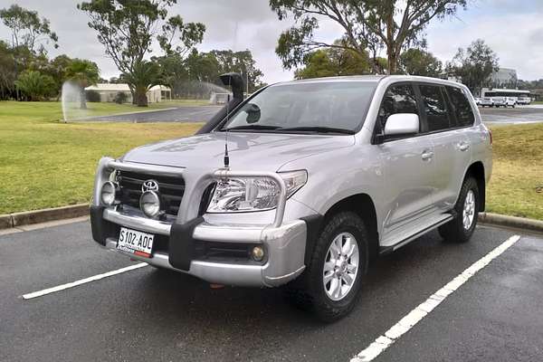 2011 Toyota Landcruiser GXL VDJ200R