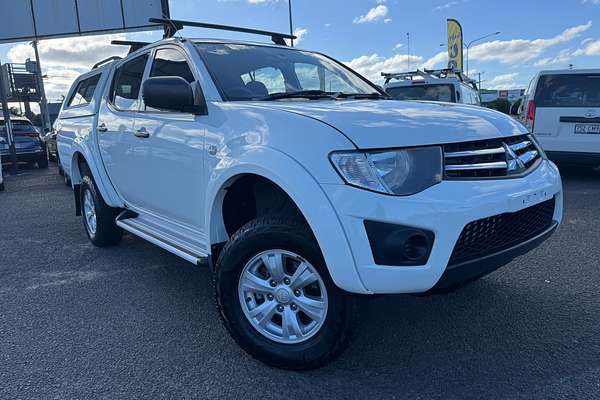 2013 Mitsubishi Triton GLX MN 4X4