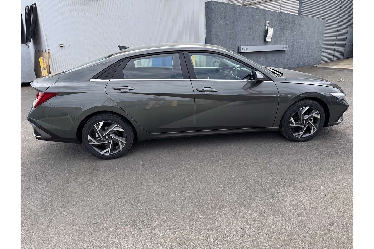 2024 Hyundai i30 Premium CN7.V2