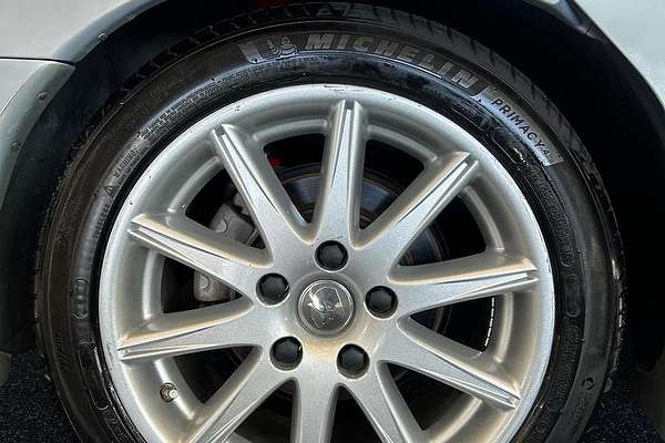 1997 Holden Senator Signature 195i VT