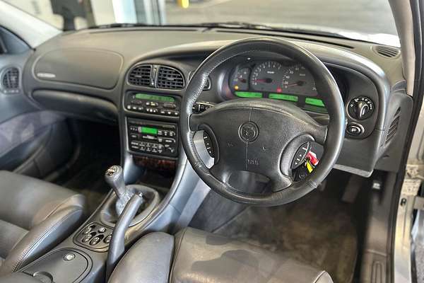 1997 Holden Senator Signature 195i VT