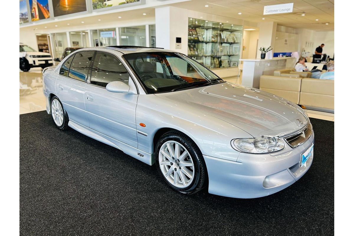1997 Holden Senator Signature 195i VT