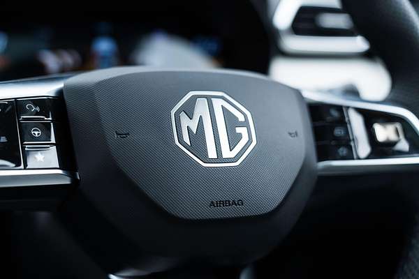 2024 MG ZS Essence Hybrid+ ZS32