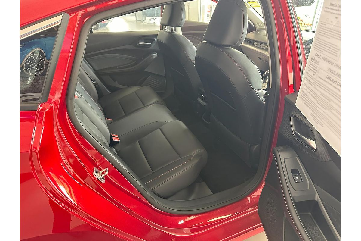 2024 MG MG5 Essence