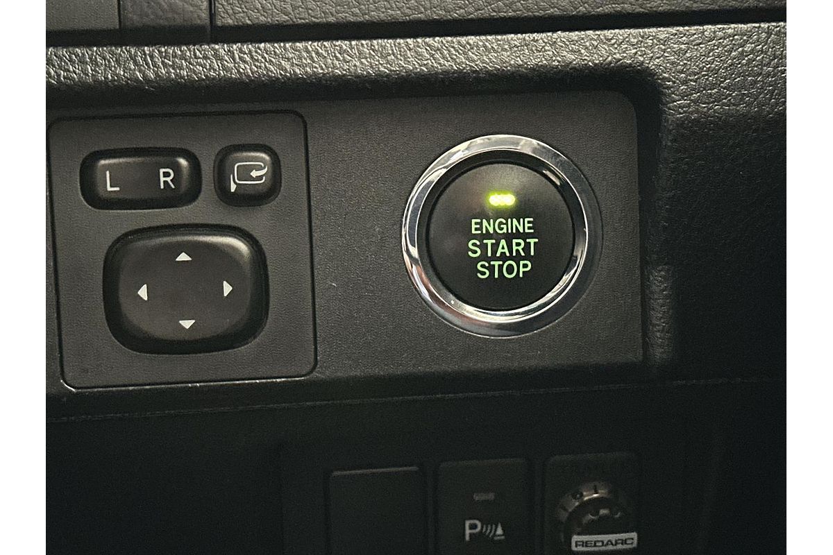 2017 Toyota Landcruiser Prado Altitude GDJ150R