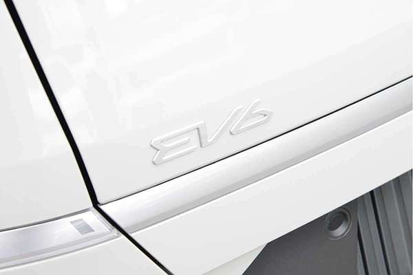 2024 Kia EV6 Air CV
