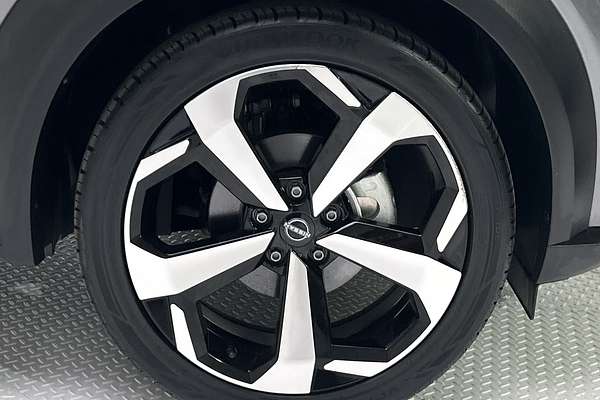 2023 Nissan JUKE ST-L F16