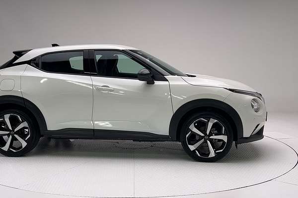 2023 Nissan JUKE ST-L F16
