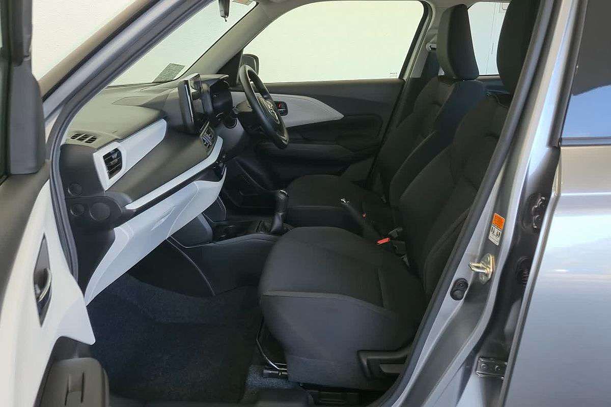 2024 Suzuki Swift Hybrid UZ