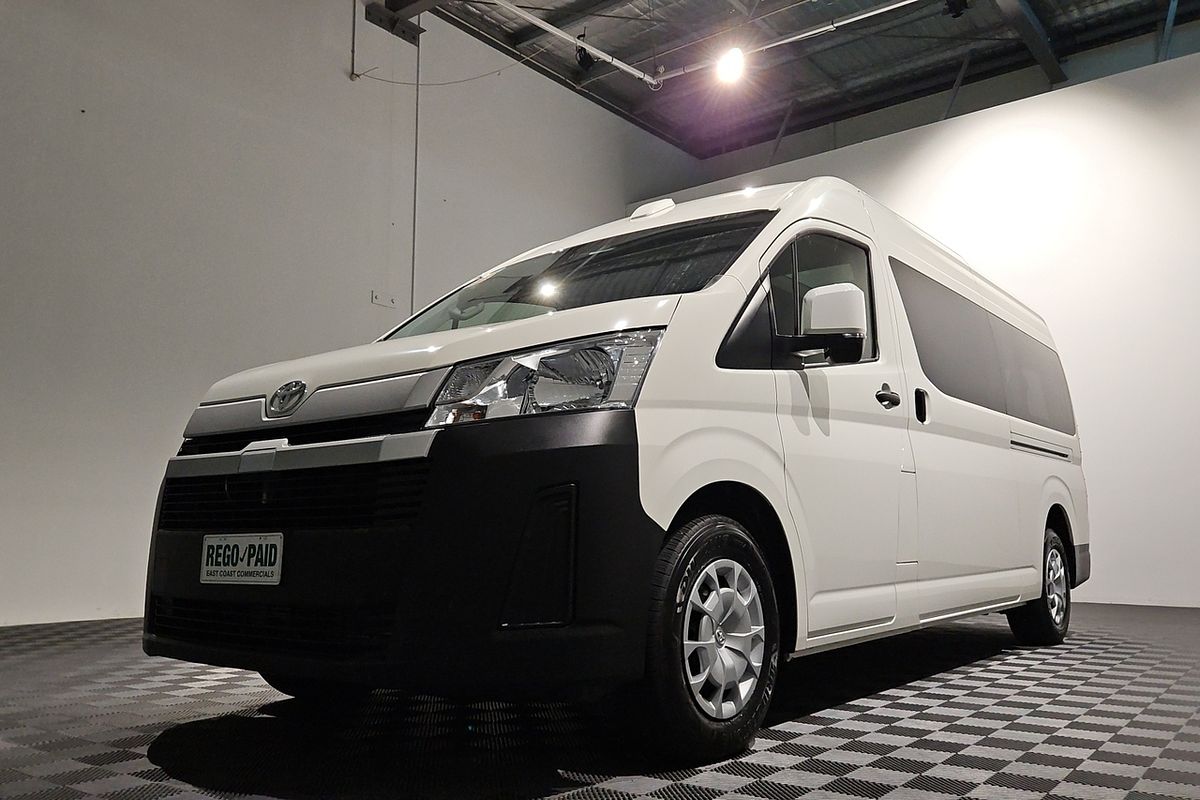 2023 Toyota Hiace Commuter GDH322R