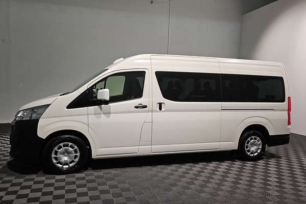 2023 Toyota Hiace Commuter GDH322R