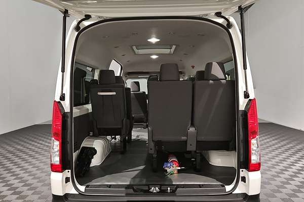 2023 Toyota Hiace Commuter GDH322R