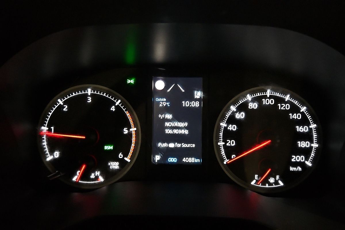 2023 Toyota Hiace Commuter GDH322R