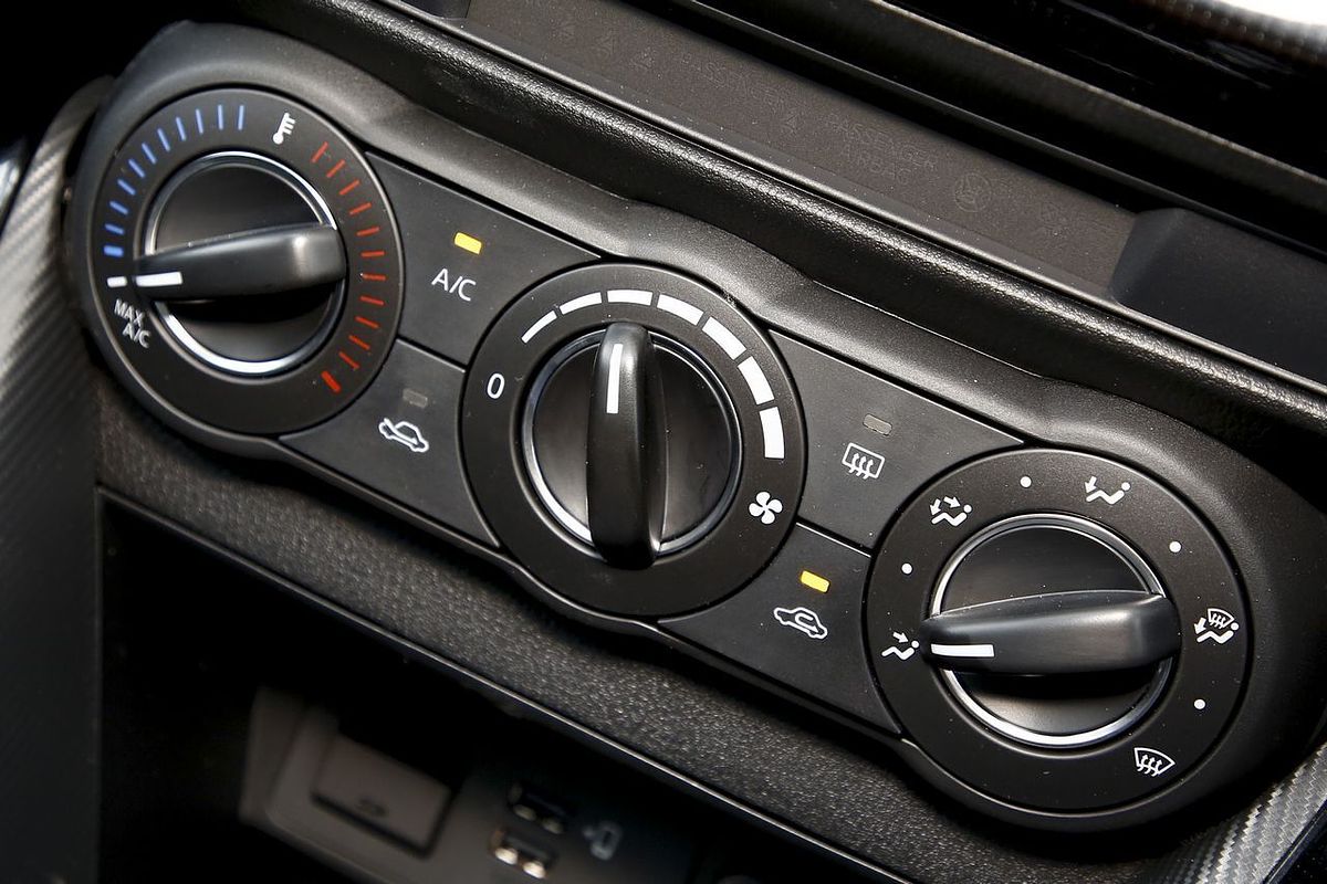 2024 Mazda 2 G15 Pure DJ Series