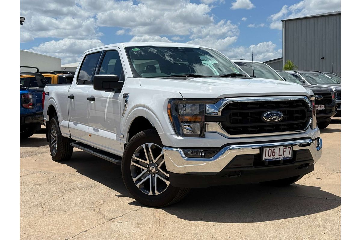 2023 Ford F-150 XLT 4X4 LWB