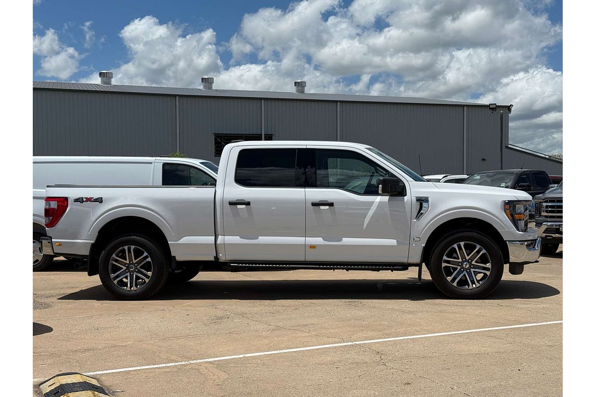 2023 Ford F-150 XLT 4X4 LWB