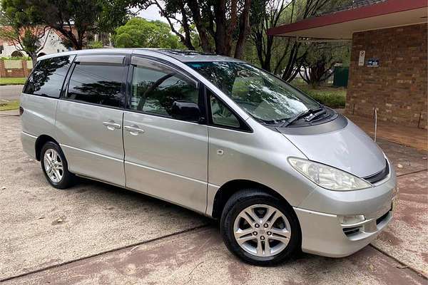 2003 Toyota Estima Aeras MCR30