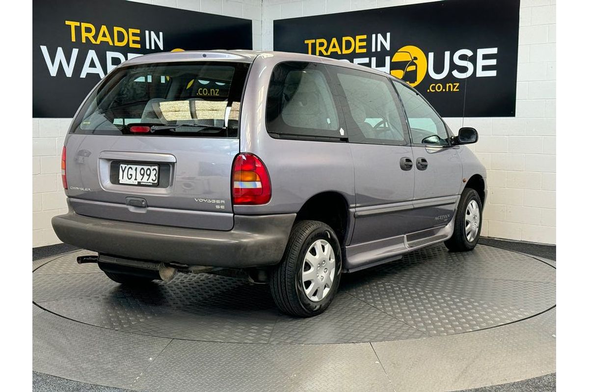 1999 Chrysler VOYAGER SE SWB Mobilty Conversion