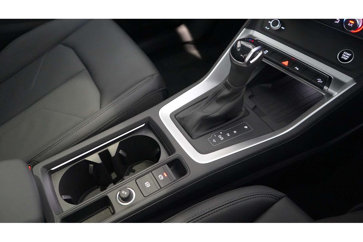2024 Audi Q3 35 TFSI F3