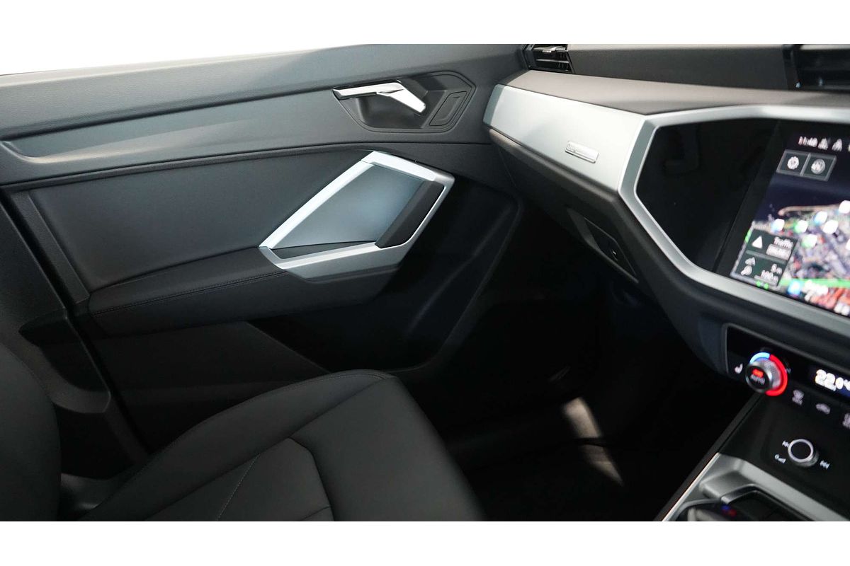 2024 Audi Q3 35 TFSI F3