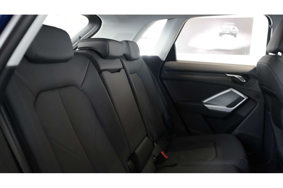 2024 Audi Q3 35 TFSI F3