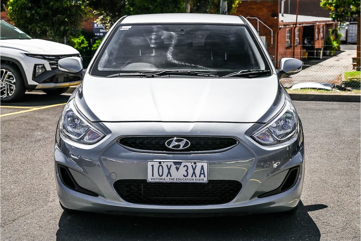 2019 Hyundai Accent Sport RB6