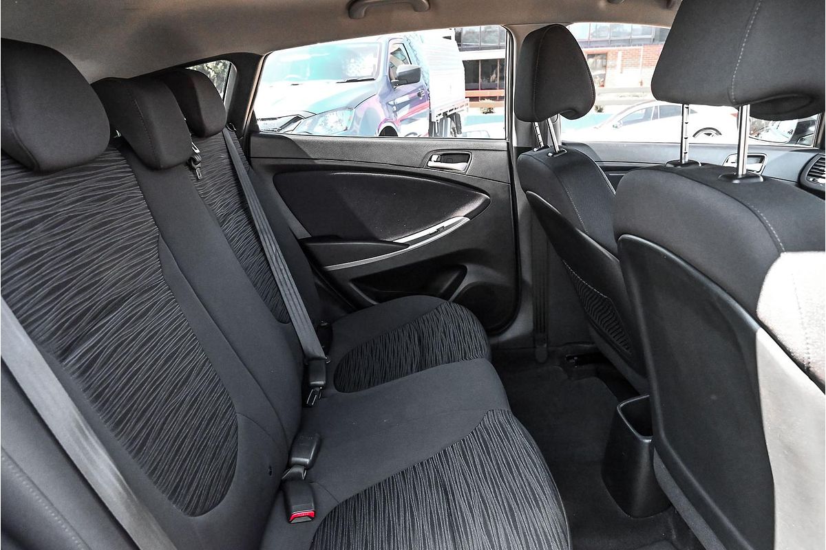 2019 Hyundai Accent Sport RB6