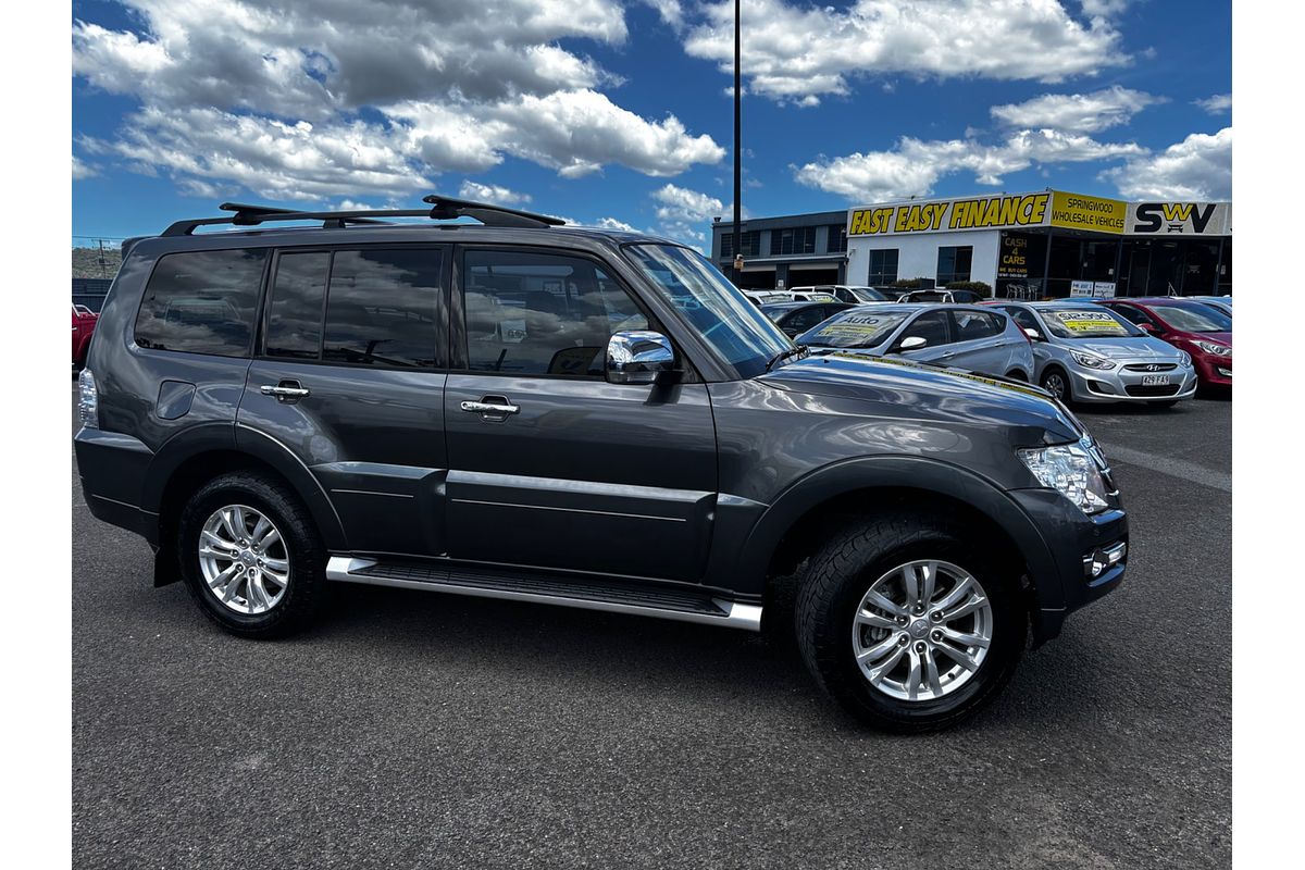 2015 Mitsubishi Pajero GLX NX