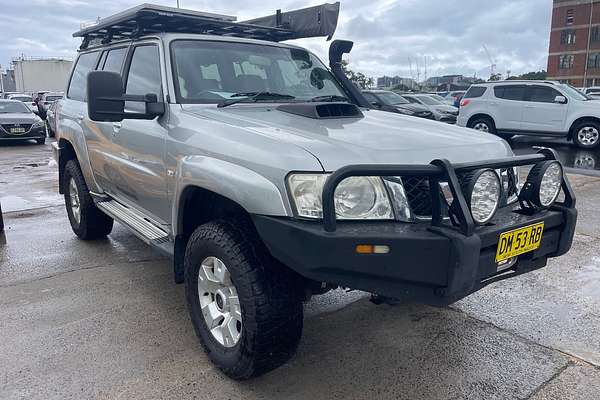 2001 Nissan Patrol ST GU II