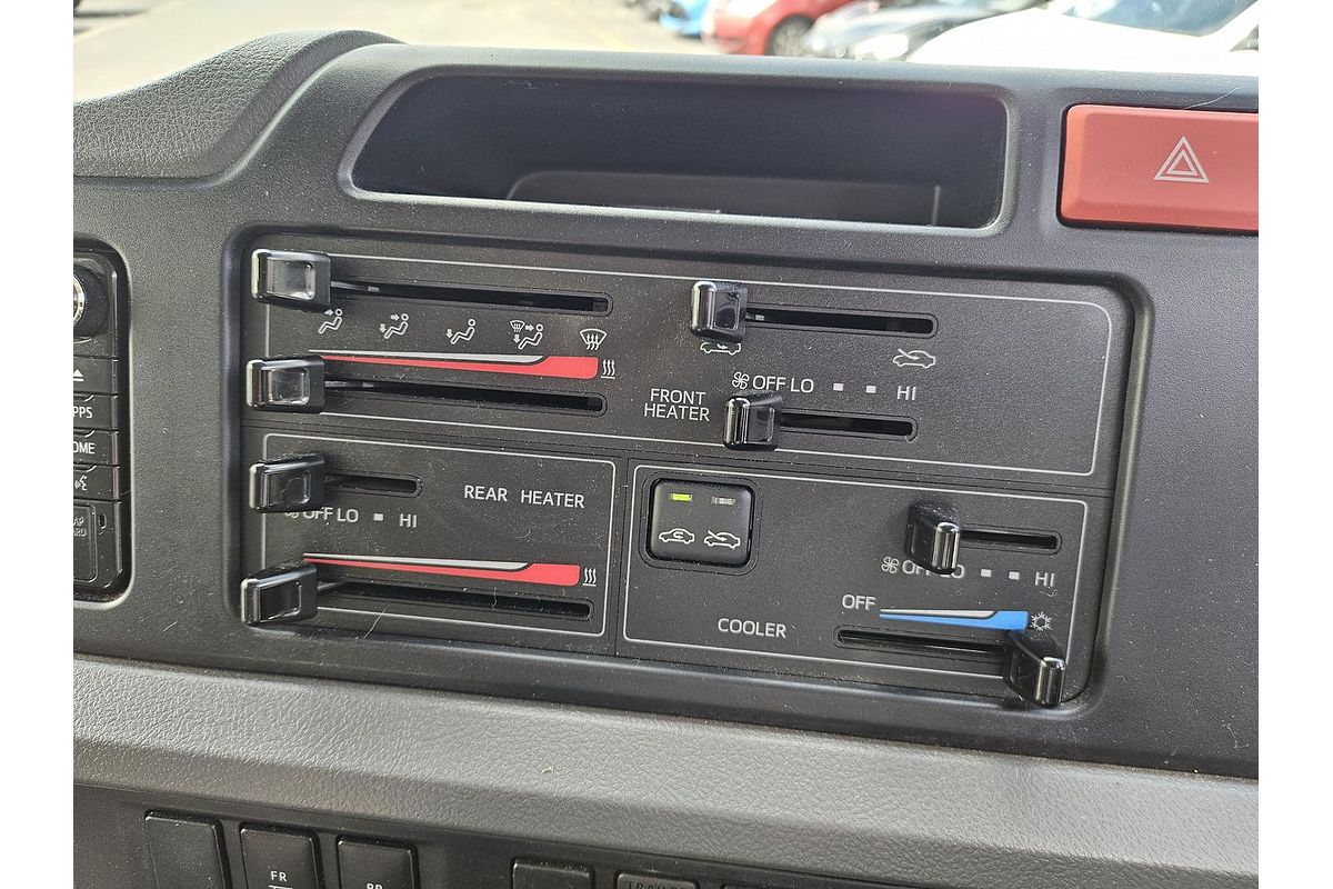 2018 Toyota Coaster XZB70R