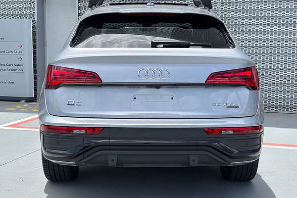 2023 Audi Q5 55 TFSI e S Line FY