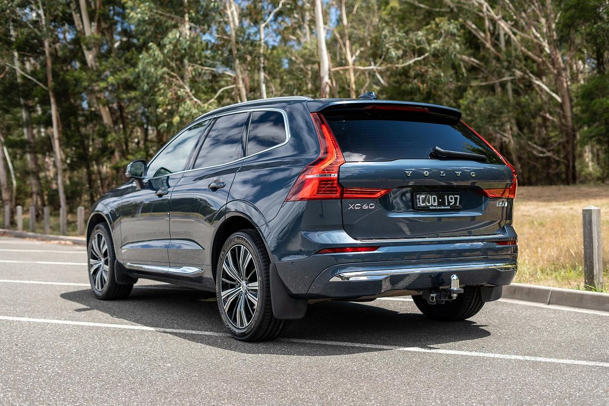 2023 Volvo XC60 Ultimate B5 Bright