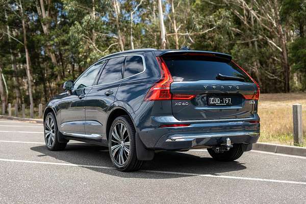 2023 Volvo XC60 Ultimate B5 Bright