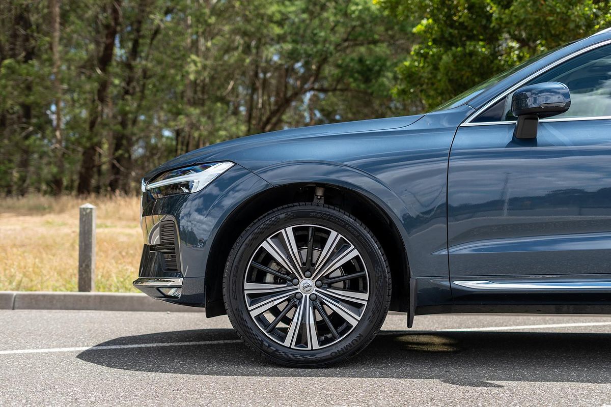2023 Volvo XC60 Ultimate B5 Bright