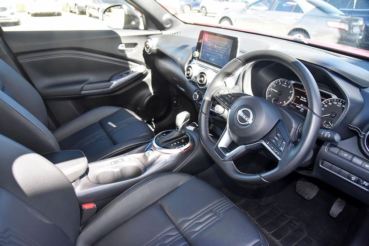 2023 Nissan JUKE ST-L F16