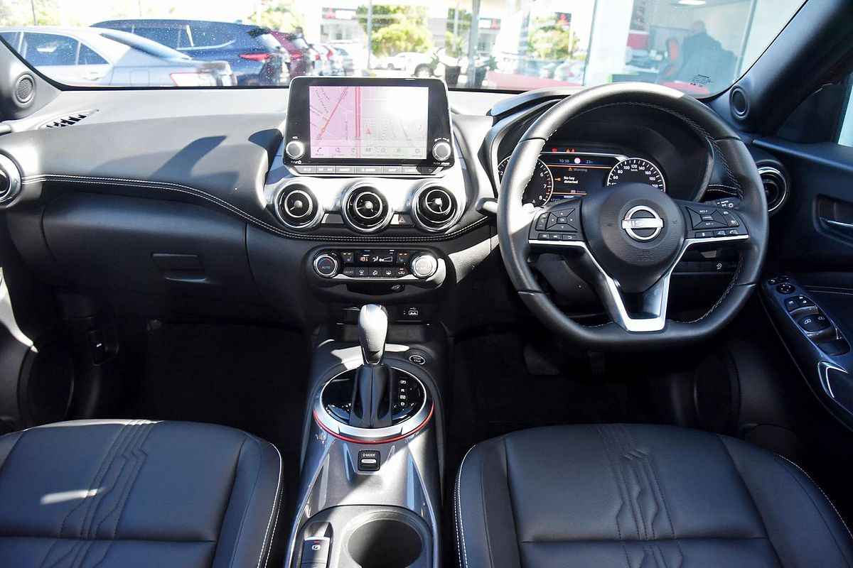 2023 Nissan JUKE ST-L F16