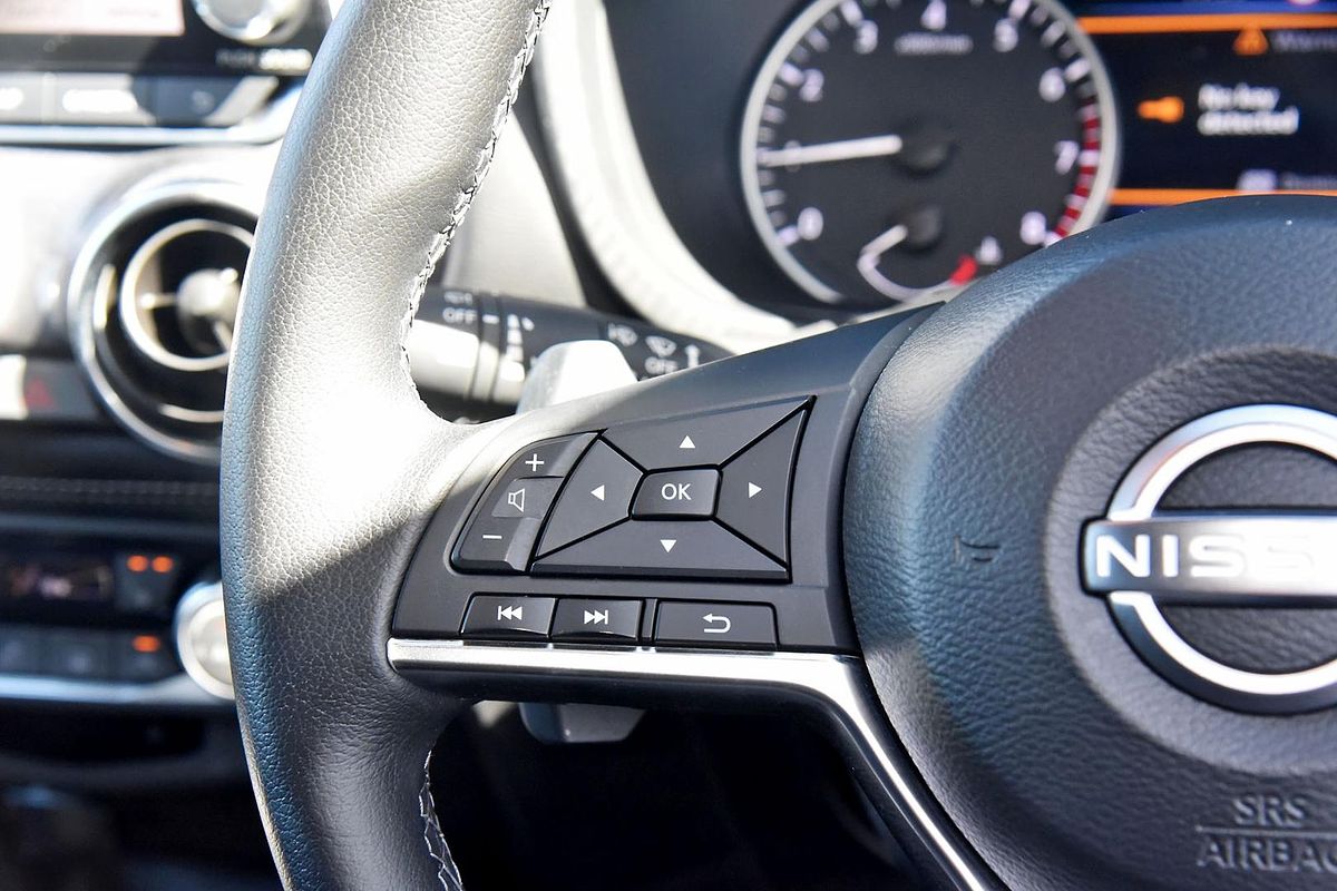 2023 Nissan JUKE ST-L F16