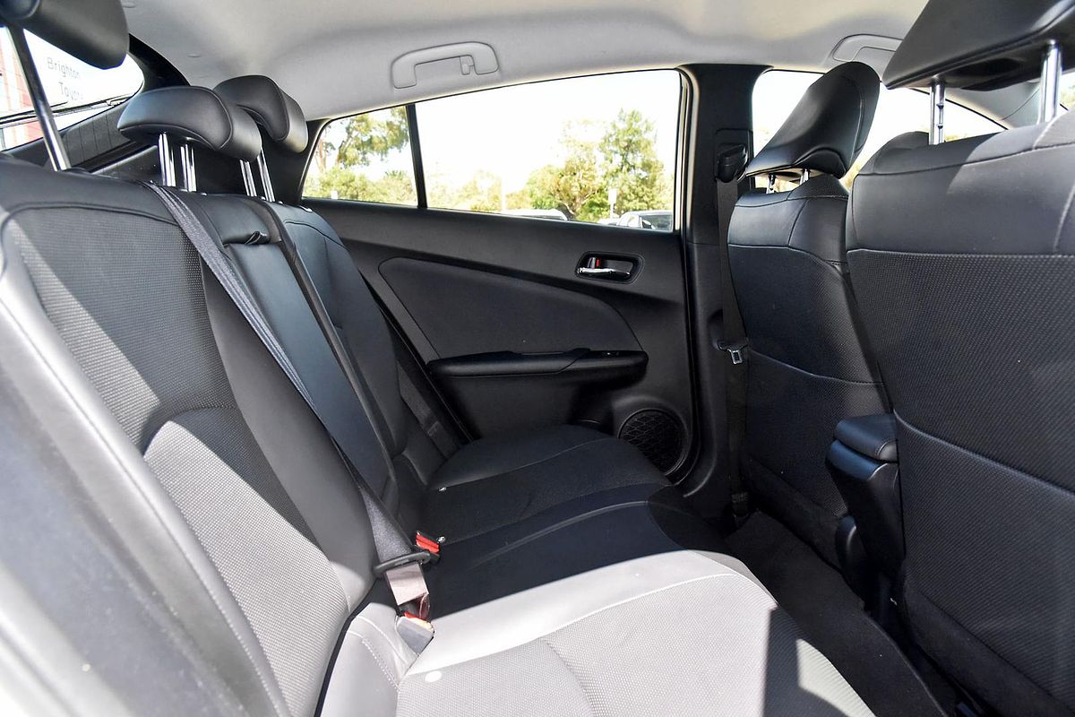 2016 Toyota Prius i-Tech ZVW50R